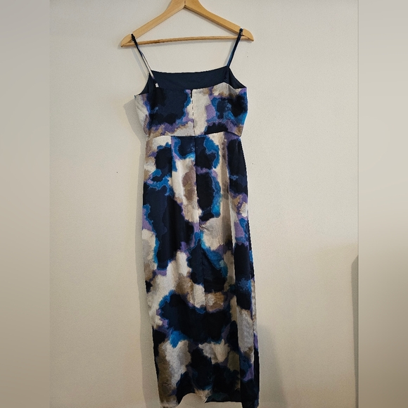 Midi dress - Picture 2 of 2